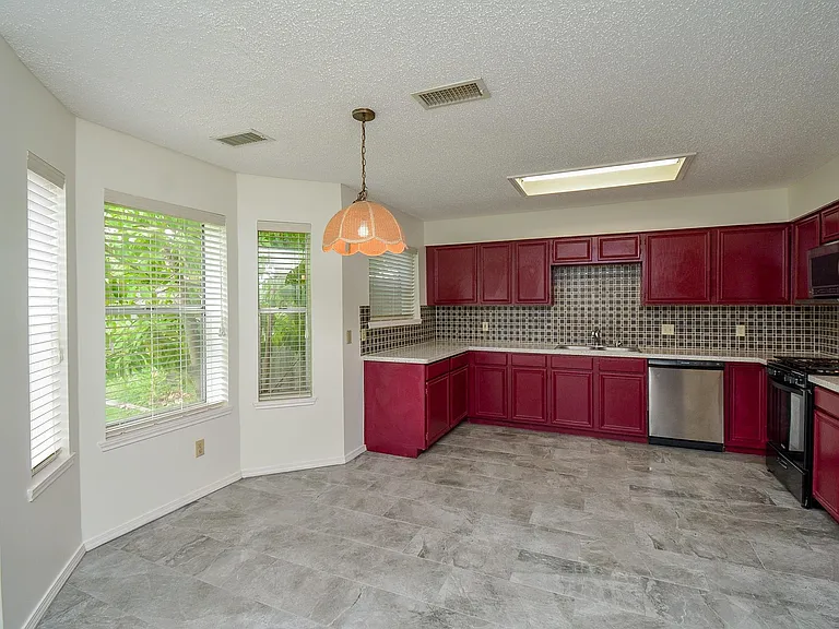 2314 Bent River Dr — Photo 8
