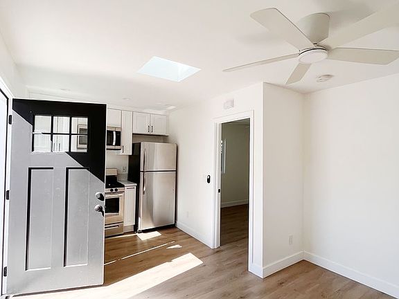 5th image of 4447 Cherokee Ave #2