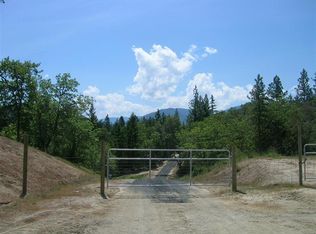 213 Pyle Dr, Grants Pass, OR 97527