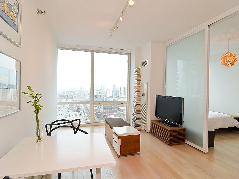 2nd image of 757 N Orleans St APT 1801