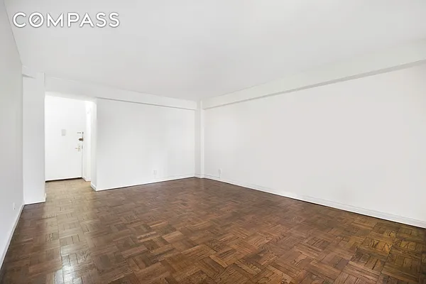 Sold by Compass | media 19