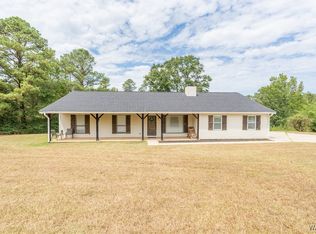 348 Pine Ridge Dr, Moundville, AL 35474