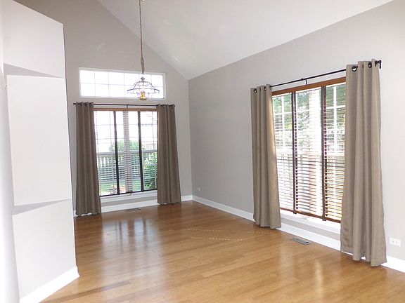 5th image of 4580 Rolling Hills Dr