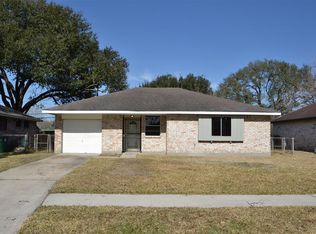 6411 Standing Oaks St, Houston, TX 77050
