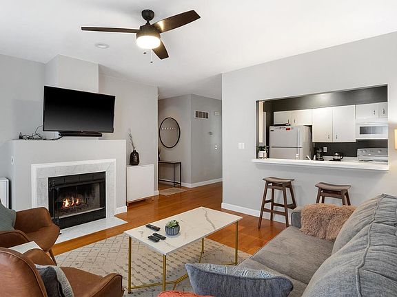 5th image of 1050 Carroll St #1