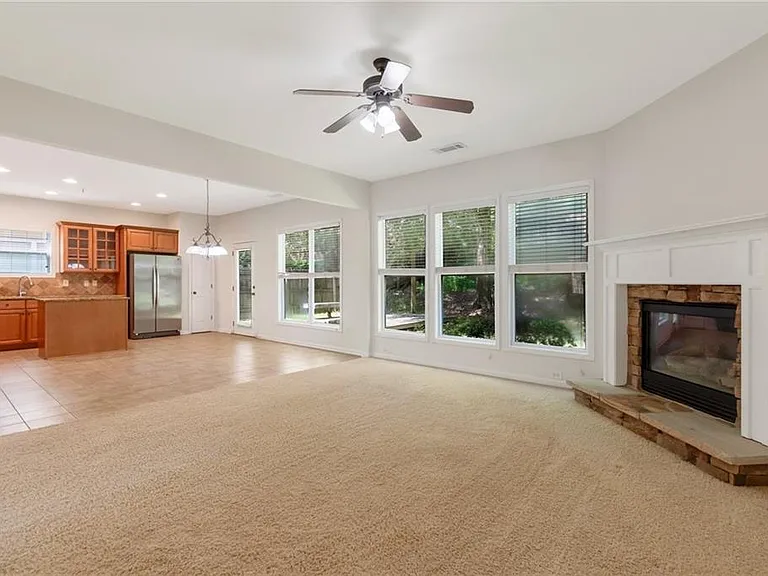 4262 Winslow Hill Ct — Photo 12