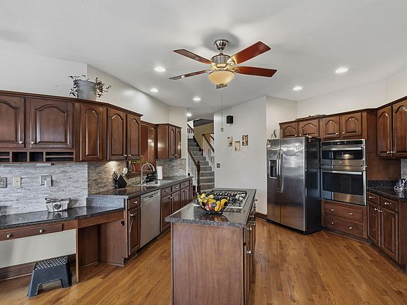 2nd image of 7733 Silver Springs Ct