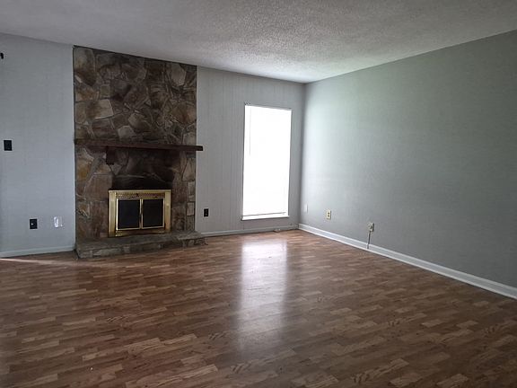 2nd image of 6374 Brandywine Trl
