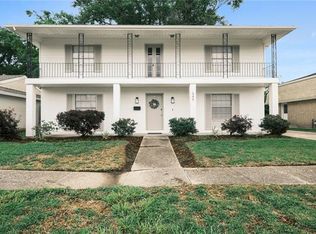645 W Marlin Ct, Gretna, LA 70056