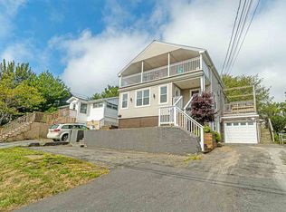 95 Coronation Ave, Halifax, NS B3N2M7