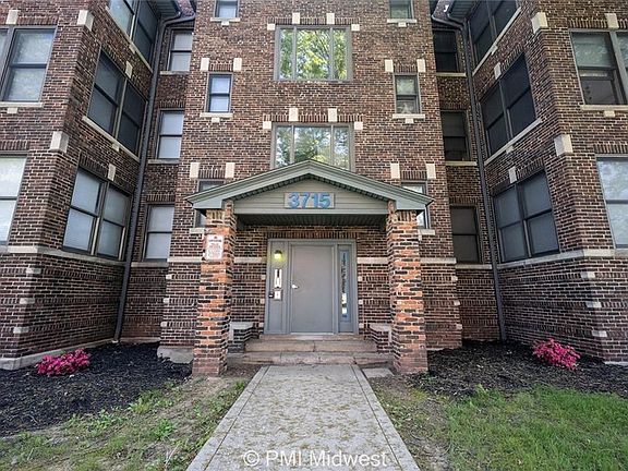 4th image of 3715 N Meridian St