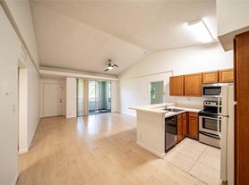 721 Lyons Rd