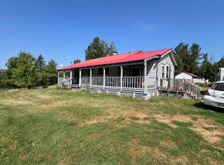 733 Todds Corner Rd, Saint Albans, ME 04971