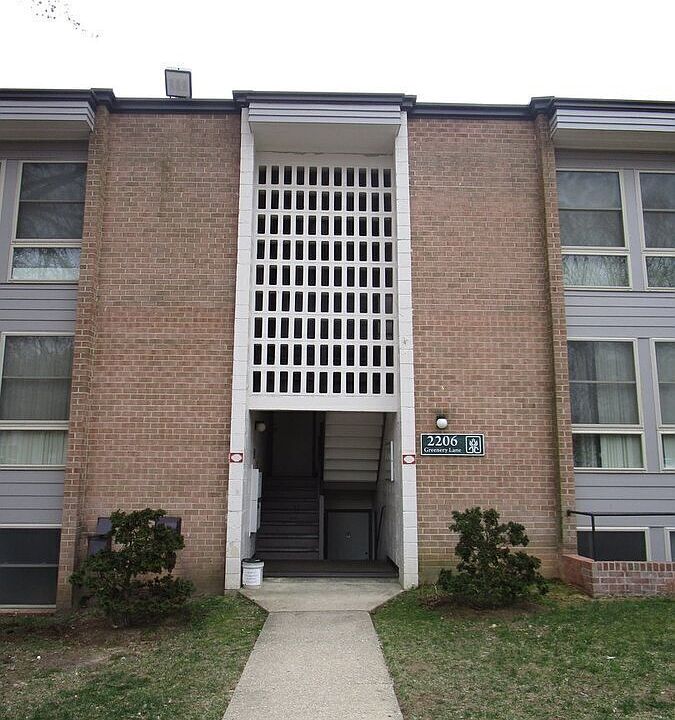 1st image of 2206 Greenery Ln APT 202