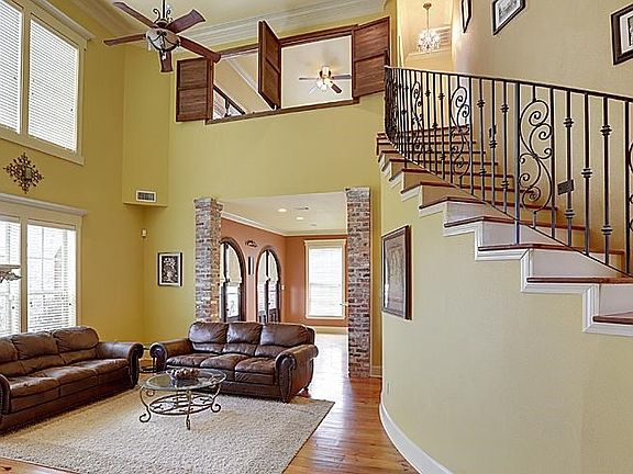 4th image of 2341 Royal Troon Ct