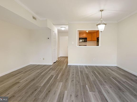 4th image of 10570 Main St APT 118
