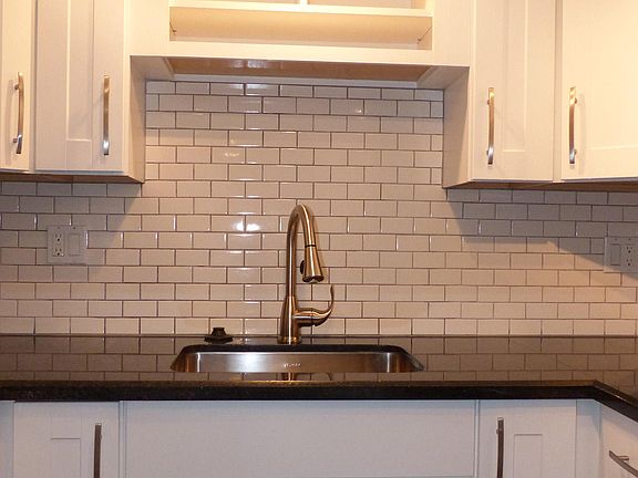 3rd image of 5132 N 31st Way Unit 115