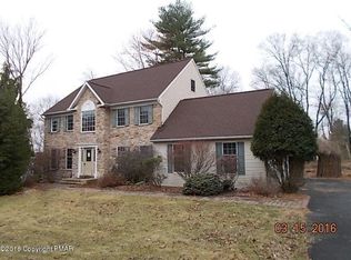 116 Lost Lantern Ln, East Stroudsburg, PA 18301