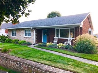 1324 Easton Rd, Hellertown, PA 18055