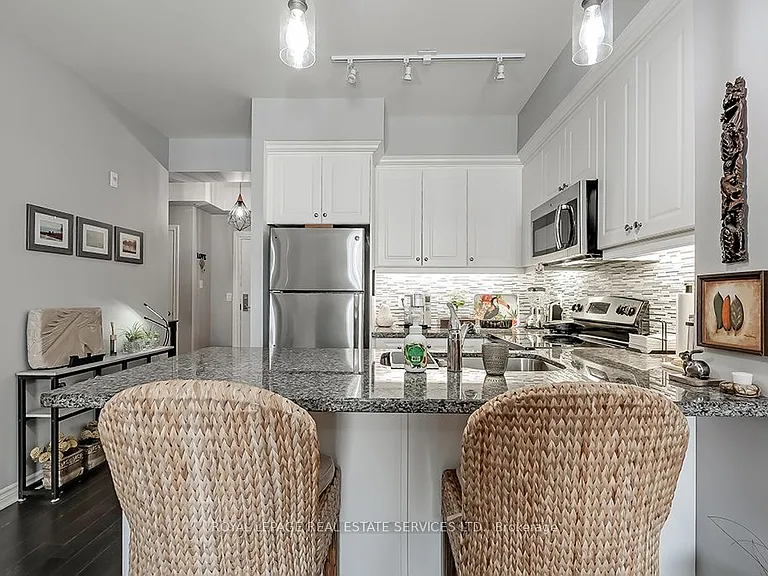 2300 Upper Middle Rd W #207 — Photo 7