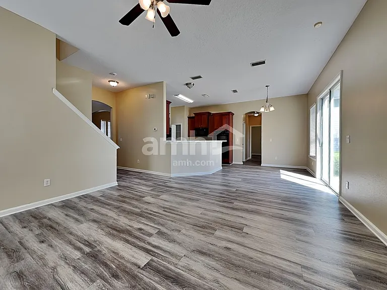 11417 Johnson Creek Cir — Photo 7
