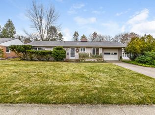 528 Terrill Ave, Grand Haven, MI 49417