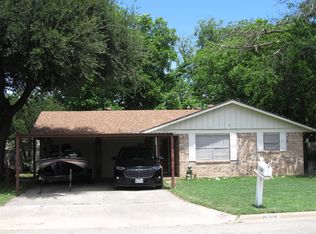 2406 14th St, Brownwood, TX 76801
