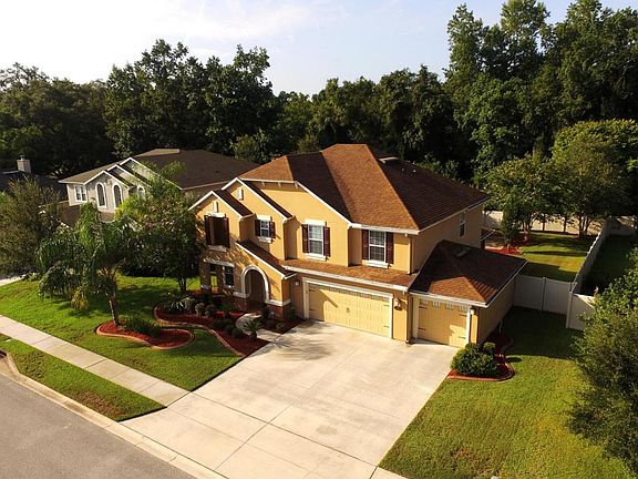 4th image of 137 Crown Wheel Cir