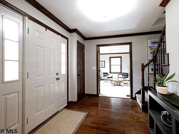 5th image of 1344 Deerfield Dr