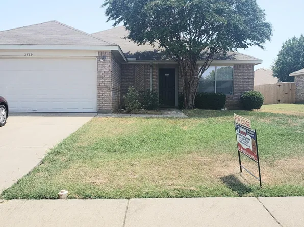 3716 Hermalinda Dr, Denton, TX 76207