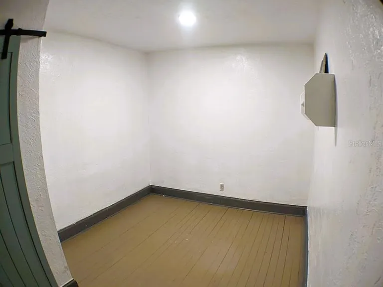 401 Colonia Ln E #10 — Photo 2