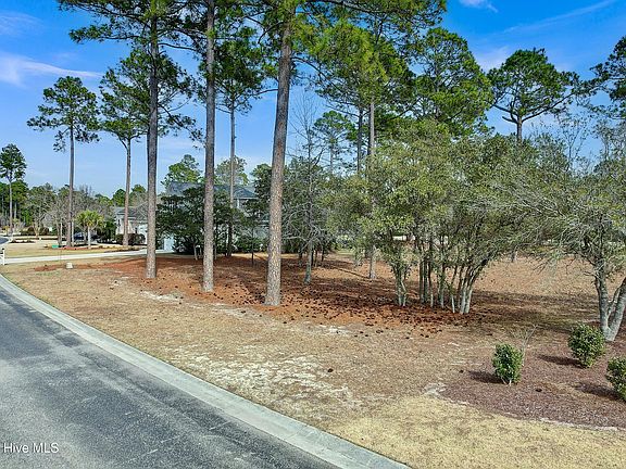 3rd image of 1512 Hidden Oaks Lane SE