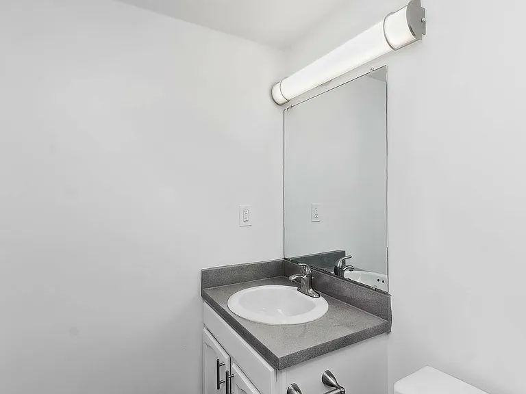 ReNew Taunton Apartment Collection — Photo 22