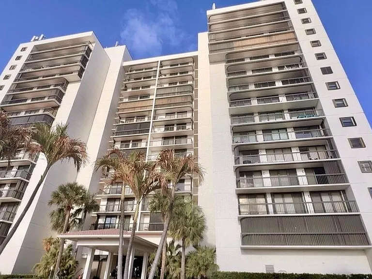 3100 N Highway A1A #PCO5 — Photo 24