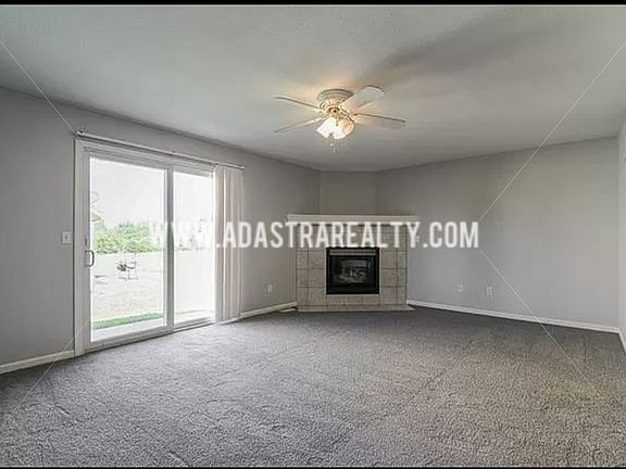 4th image of 908 N Elm St