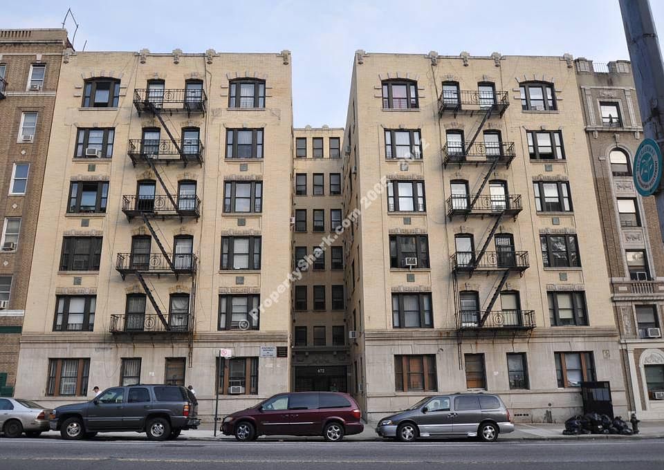 1st image of 672 St Nicholas Ave APT 35