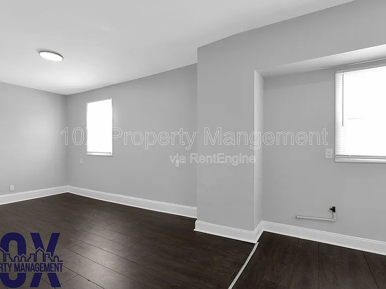 1805 S 6th St #1/2 — Photo 9