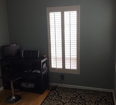 4th image of 7511 Hazard Center Dr
