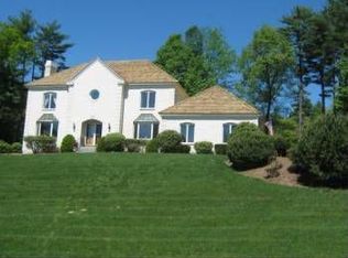 18 Appletree Grn, Nashua, NH 03062