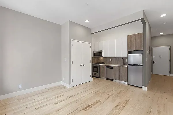 Rented by Corcoran | media 5