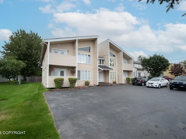 1911 Congress Cir, Anchorage, AK 99507