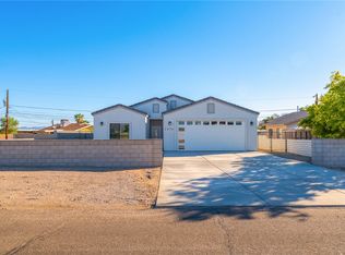 2274 W Riverview Cir, Bullhead City, AZ 86442