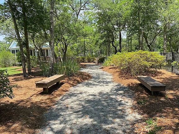 Path to Pavilion