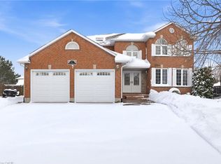 47 Burnt Ember Ct, Kitchener, ON N2A 3X3