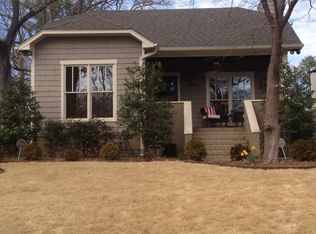 626 Forrest Dr, Homewood, AL 35209