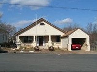 108 E Main St, Mayodan, NC 27027