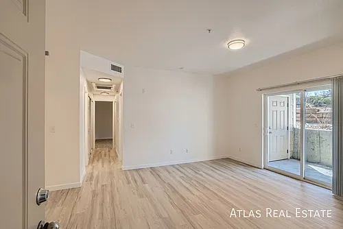 Floor plan 204