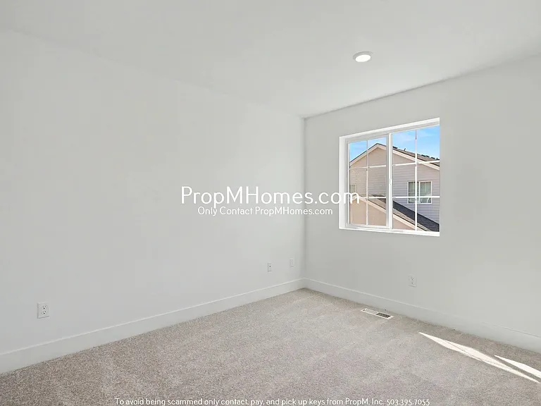 14560 NW Lazarus Ln — Photo 17