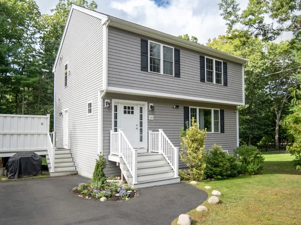 332 Monponsett St, Hanson, MA 02341