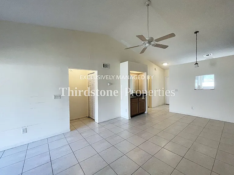 5128 Indian Lakes Ct #2 — Photo 5